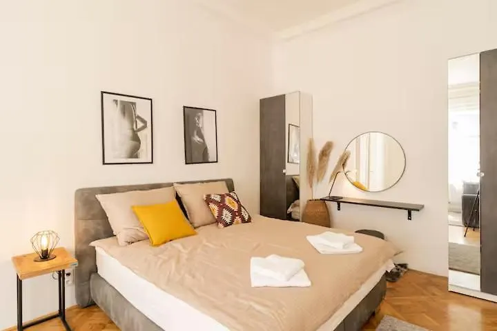 Luxury Residence Apartments In Vaclavske Namesti Πράγα Τσεχία