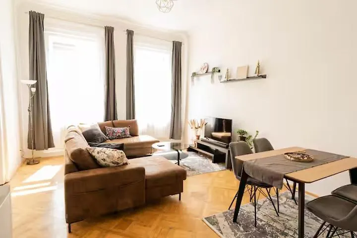 Luxury Residence Apartments In Vaclavske Namesti Πράγα